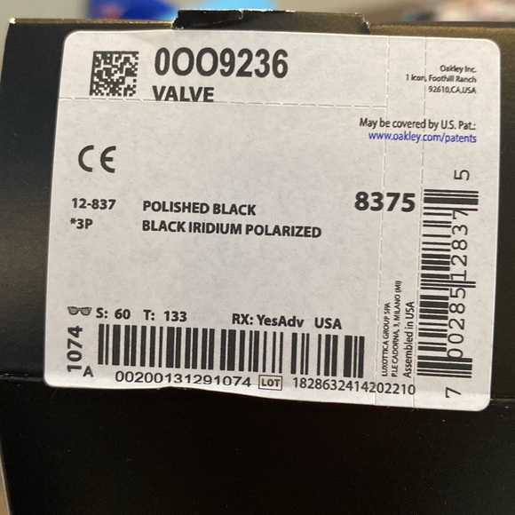 NWOT WOMENS OAKLEY POLARIZED SUNGLASSES - Picture 6 of 7